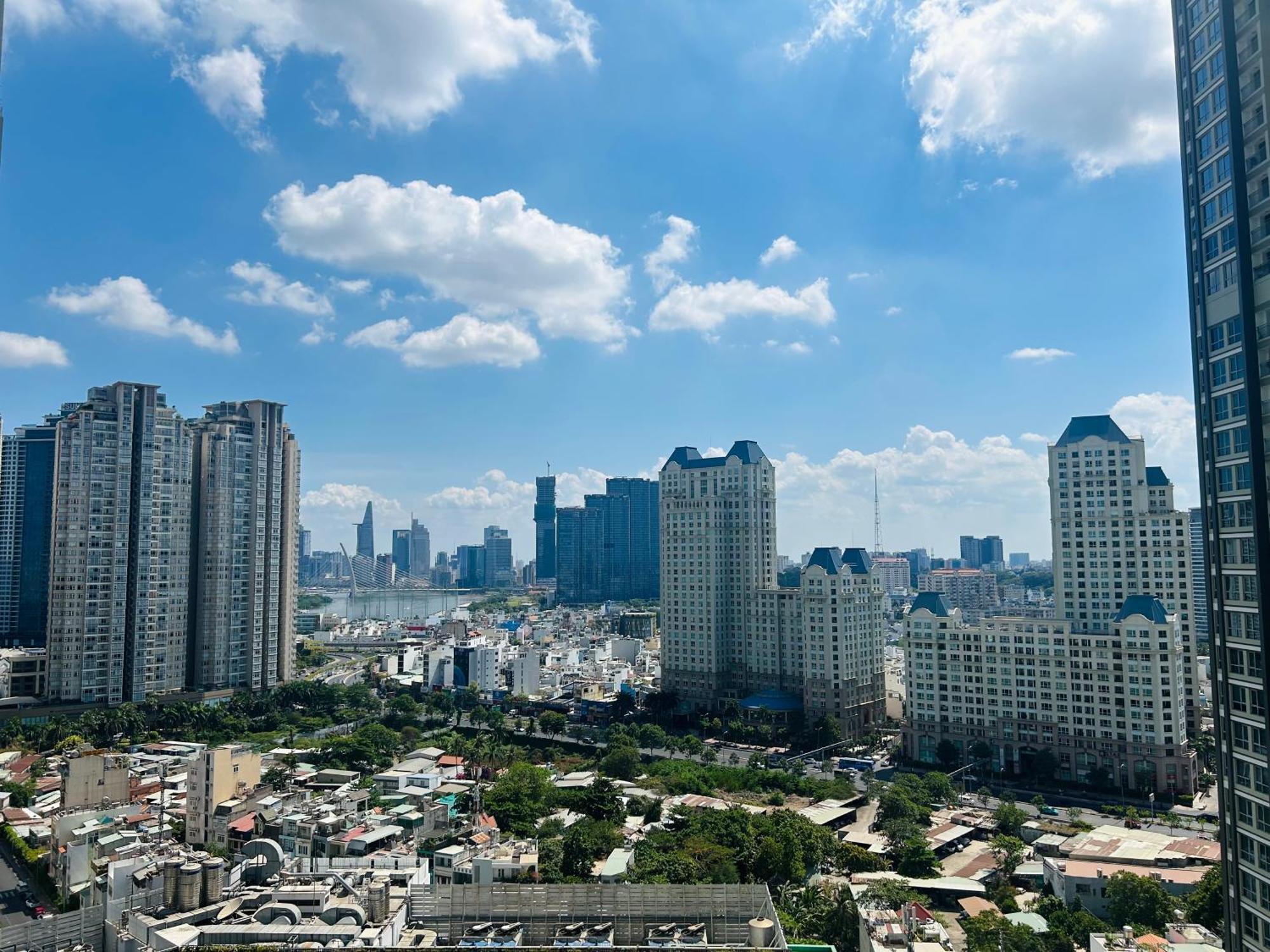 Luxhomes Saigon - Vinhomes Central Park Ho Şi Min Exterior foto